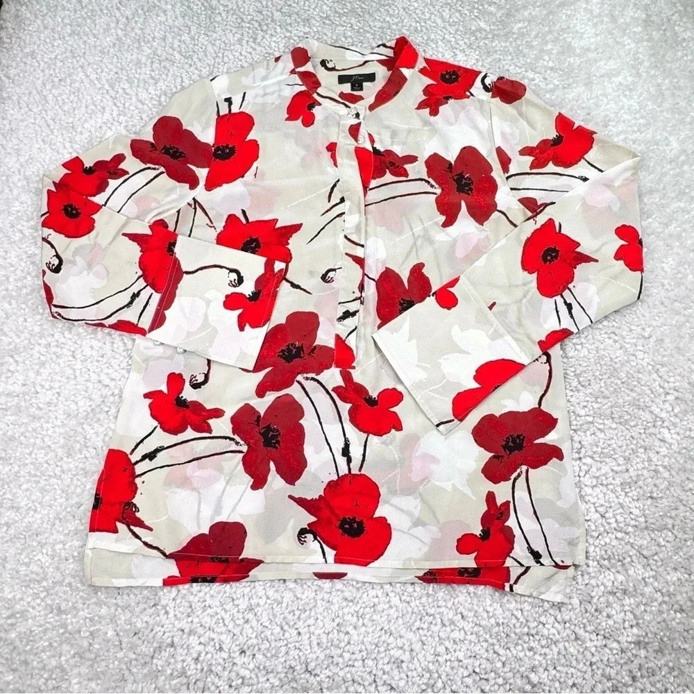 J. Crew 💯% Silk Blouse in ivory poppy floral print. Size Small. Lightweight